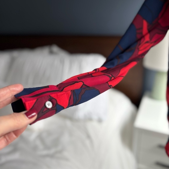 LOFT Red and Blue Floral Blouse - Picture 13 of 16
